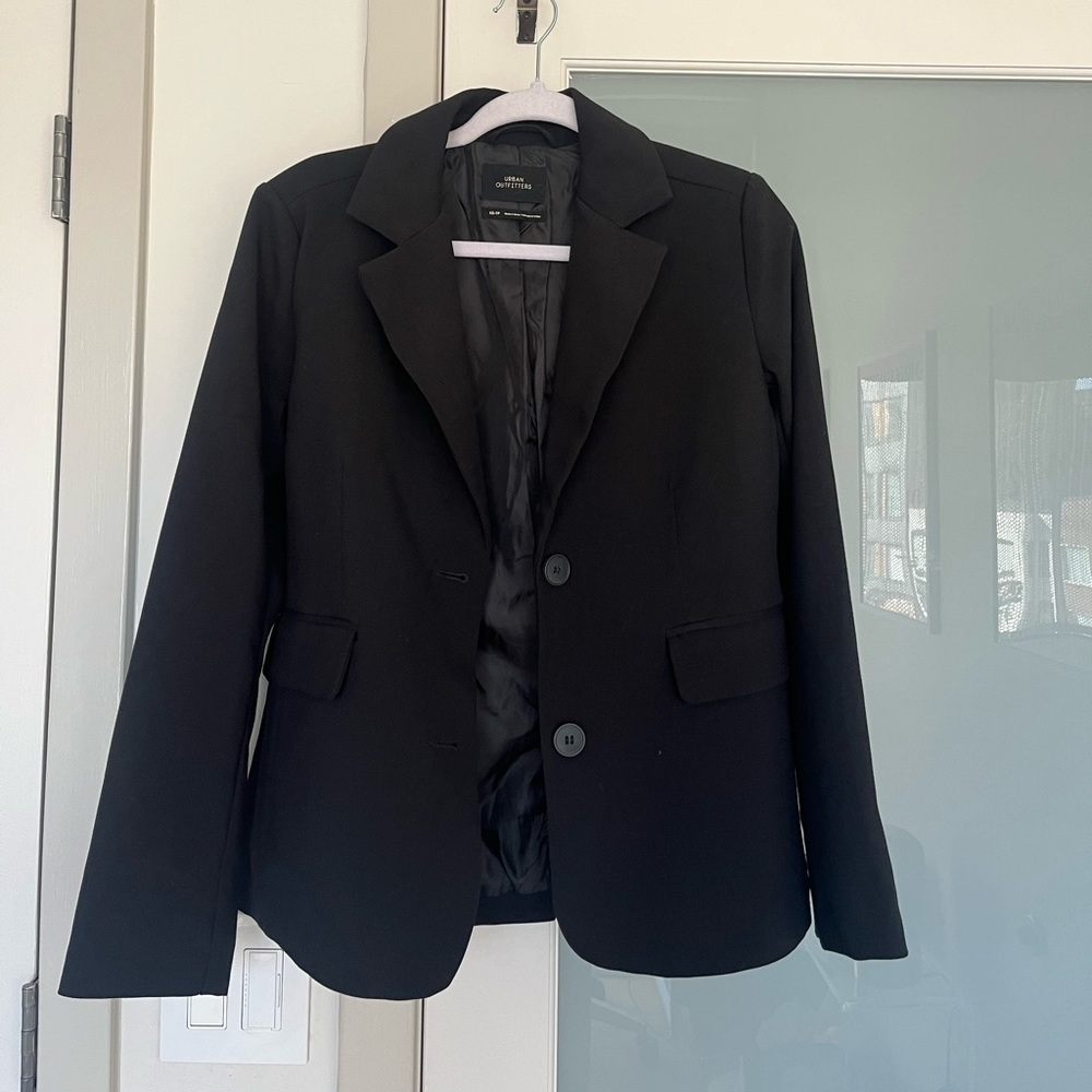 Black oversized blazer